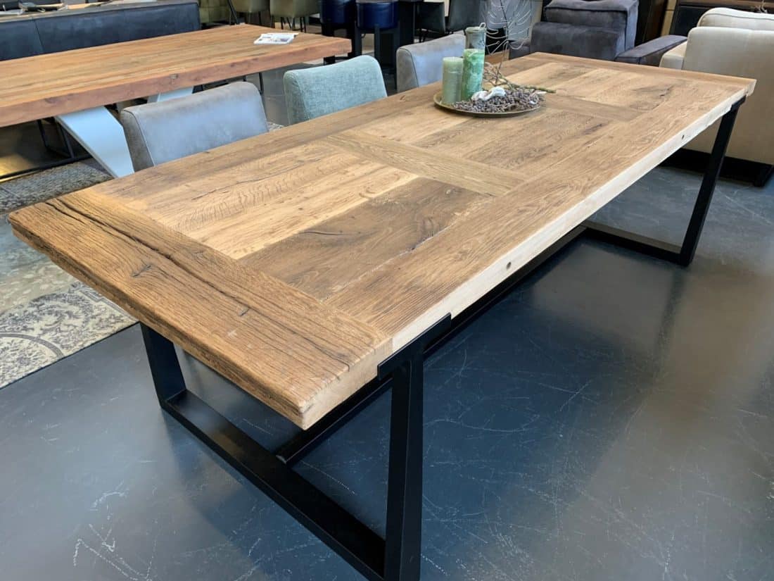 Exclusieve Antiek Eiken Tafel