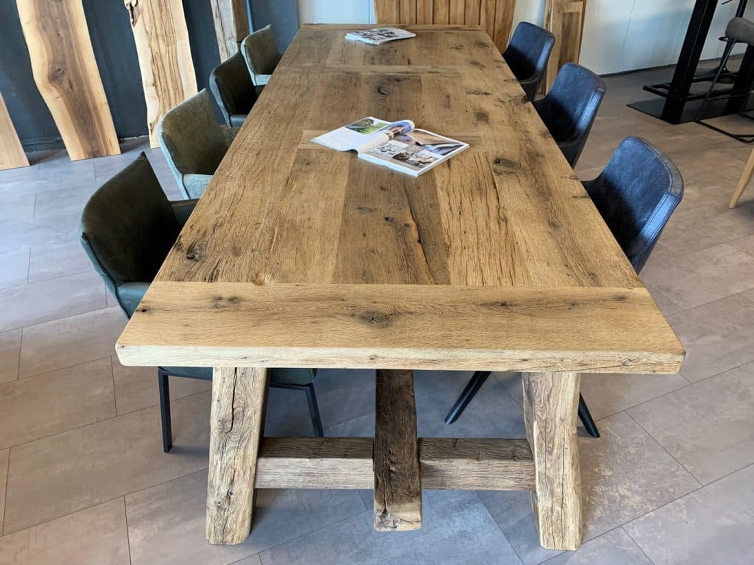 Exclusieve Oud Eiken Kloostertafel