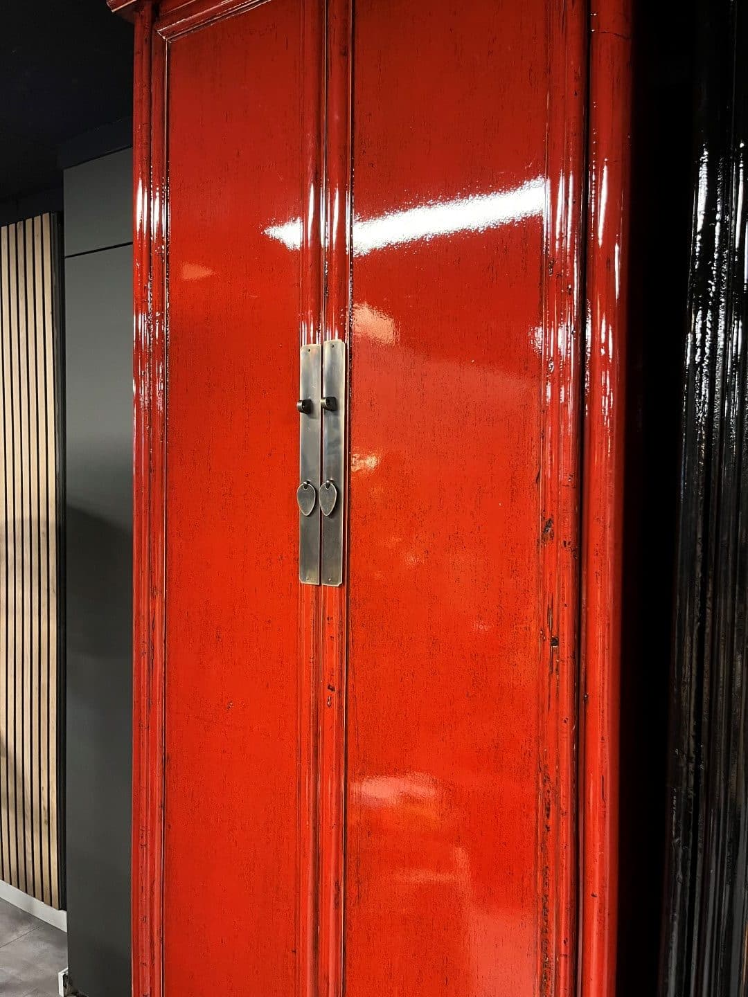 Hoge Kast Hoogglans Boerderij Rood