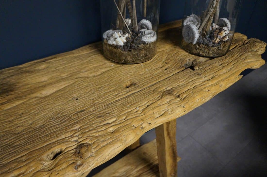 Geleefde Oud Eiken Sidetable