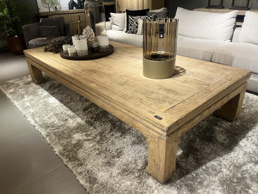 Grote oude salontafel olm hout